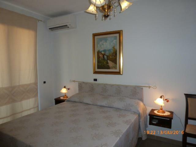 Sogno Di Mare Bed & Breakfast Pula Ngoại thất bức ảnh