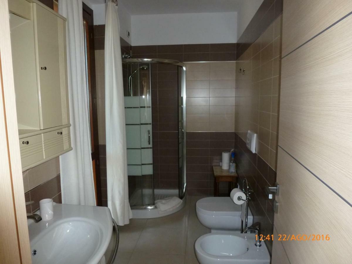 Sogno Di Mare Bed & Breakfast Pula Ngoại thất bức ảnh